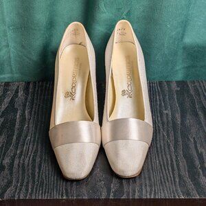 Coloriffics Women's Nancy Boca Heels Size 7 Medium 90s